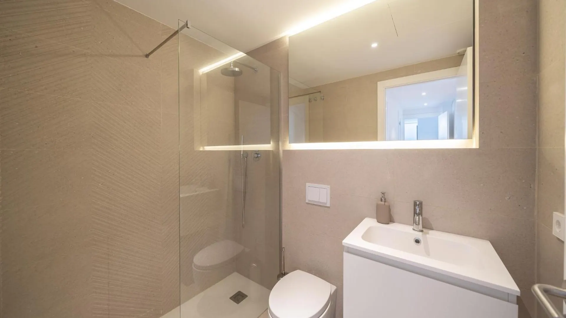 Beautiful Apartment For Six People L' Escala Ισπανία